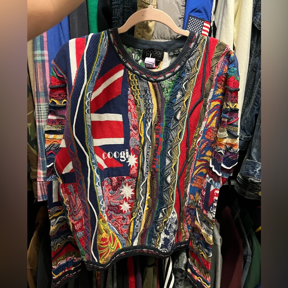 Mens coogi flag sweater size XL